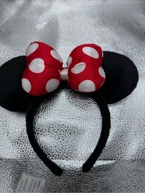 Disney Minnie Mouse Plush Ears Headband Red White Polka Dot Bow Classic Dis Park